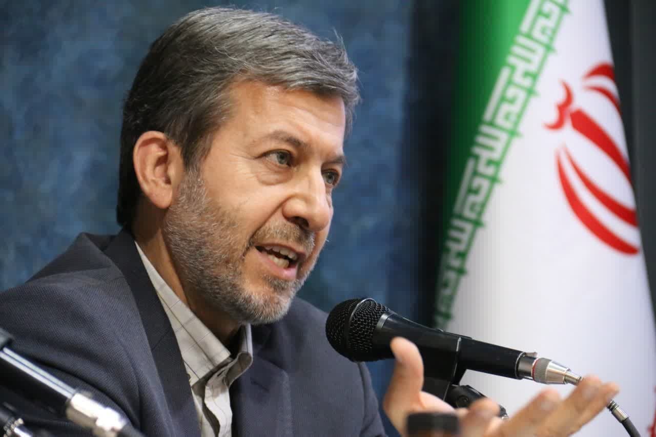 استاندار اصفهان: نخبگان سیاسی باید با ایجاد رفاقت و همدلی، فضای امید و انگیزه در کشور ایجاد کنند