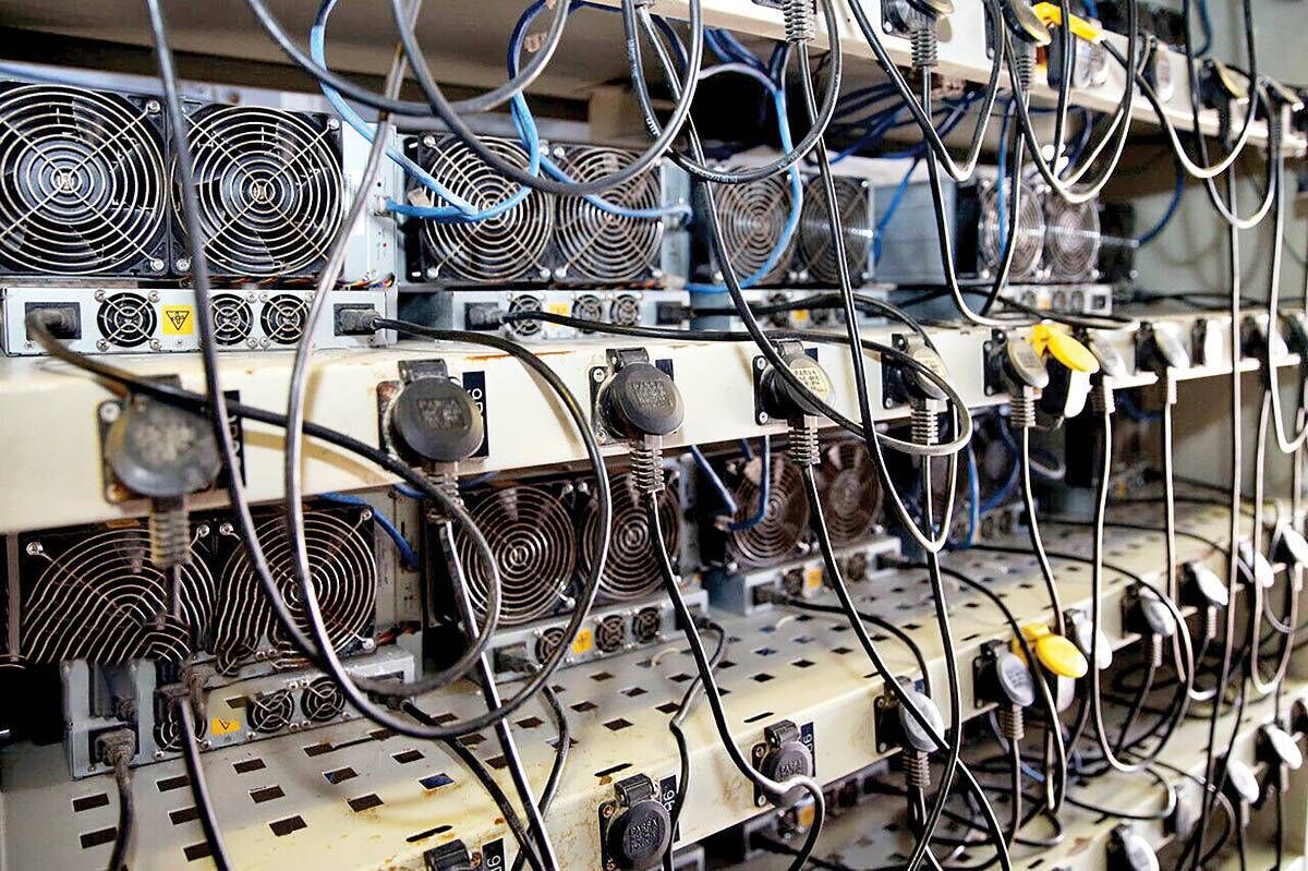 ۱۱۰۰ دستگاه ماینر غیرمجاز در هرمزگان جمع‌آوری شد